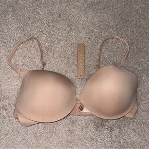 SKIMS Custom fit push up bra Clay